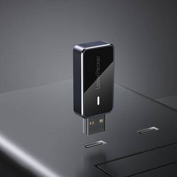 LaserPecker Bluetooth Adapter einstecken in Computer USB-Anschluss