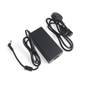 LP4 Netzadapter